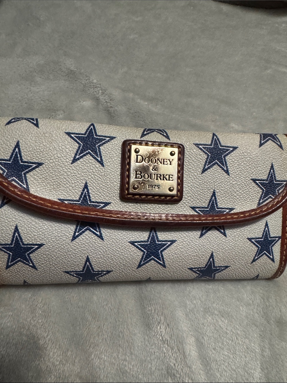 Dooney & Bourke Dallas Cowboys Wallet - Picture 3 of 9
